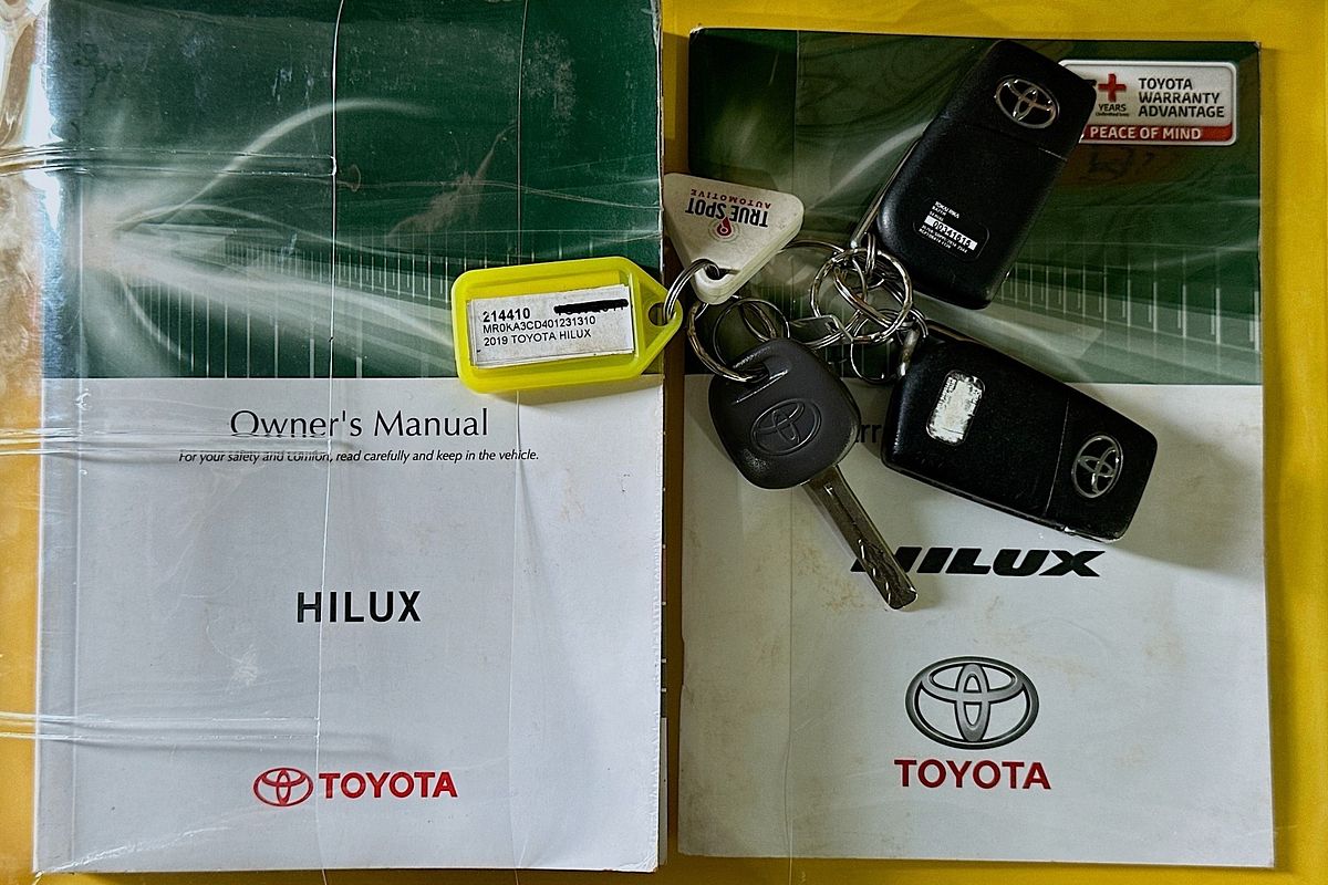 2019 Toyota HILUX SR (4x4) GUN126R MY19