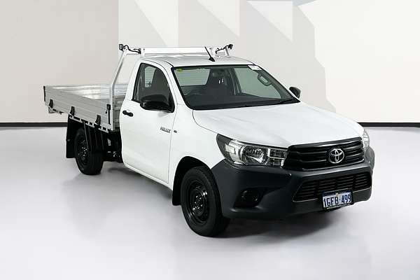 2017 Toyota HILUX WORKMATE GUN122R REAR WHEEL DRIVE