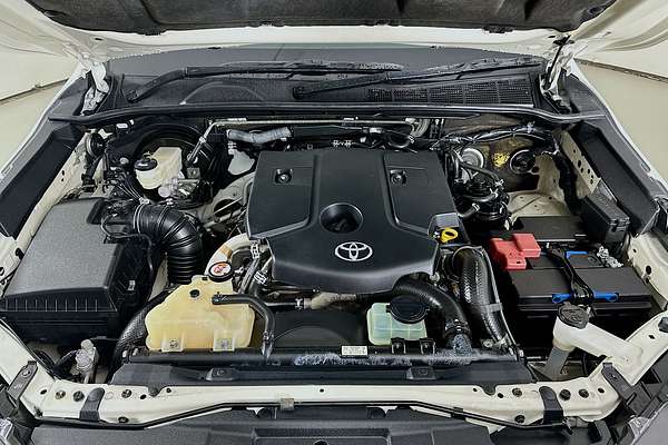 2022 Toyota HILUX SR (4x4) GUN126R 4X4