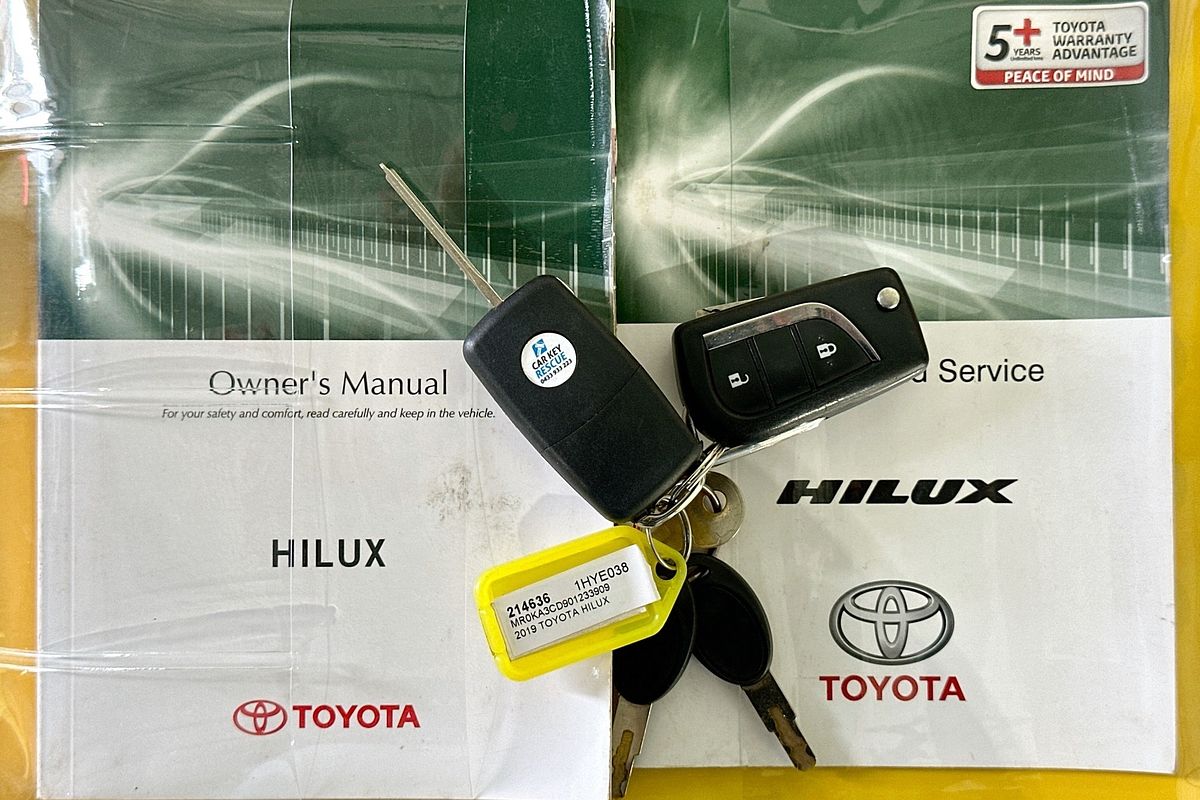 2019 Toyota HILUX SR (4x4) GUN126R MY19 4X4