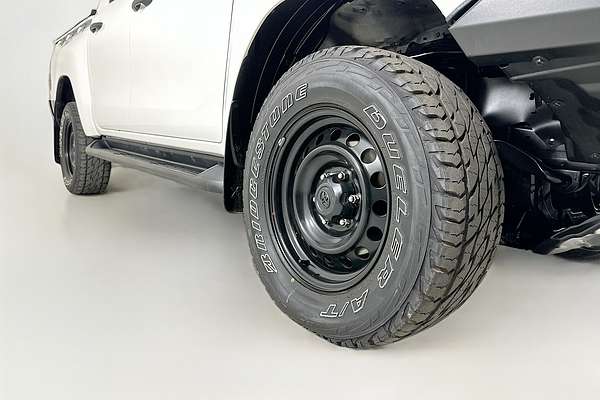 2018 Toyota HILUX SR (4x4) GUN126R MY19 4X4