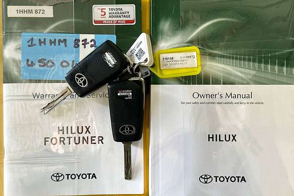 2021 Toyota HILUX SR (4x4) GUN126R FACELIFT 4X4