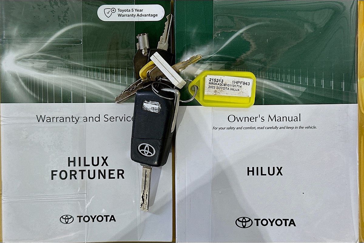 2022 Toyota HILUX SR (4x4) GUN126R 4X4