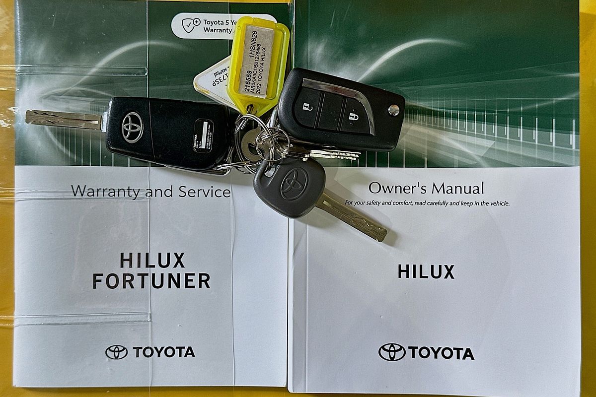 2022 Toyota HILUX SR (4x4) GUN126R 4X4