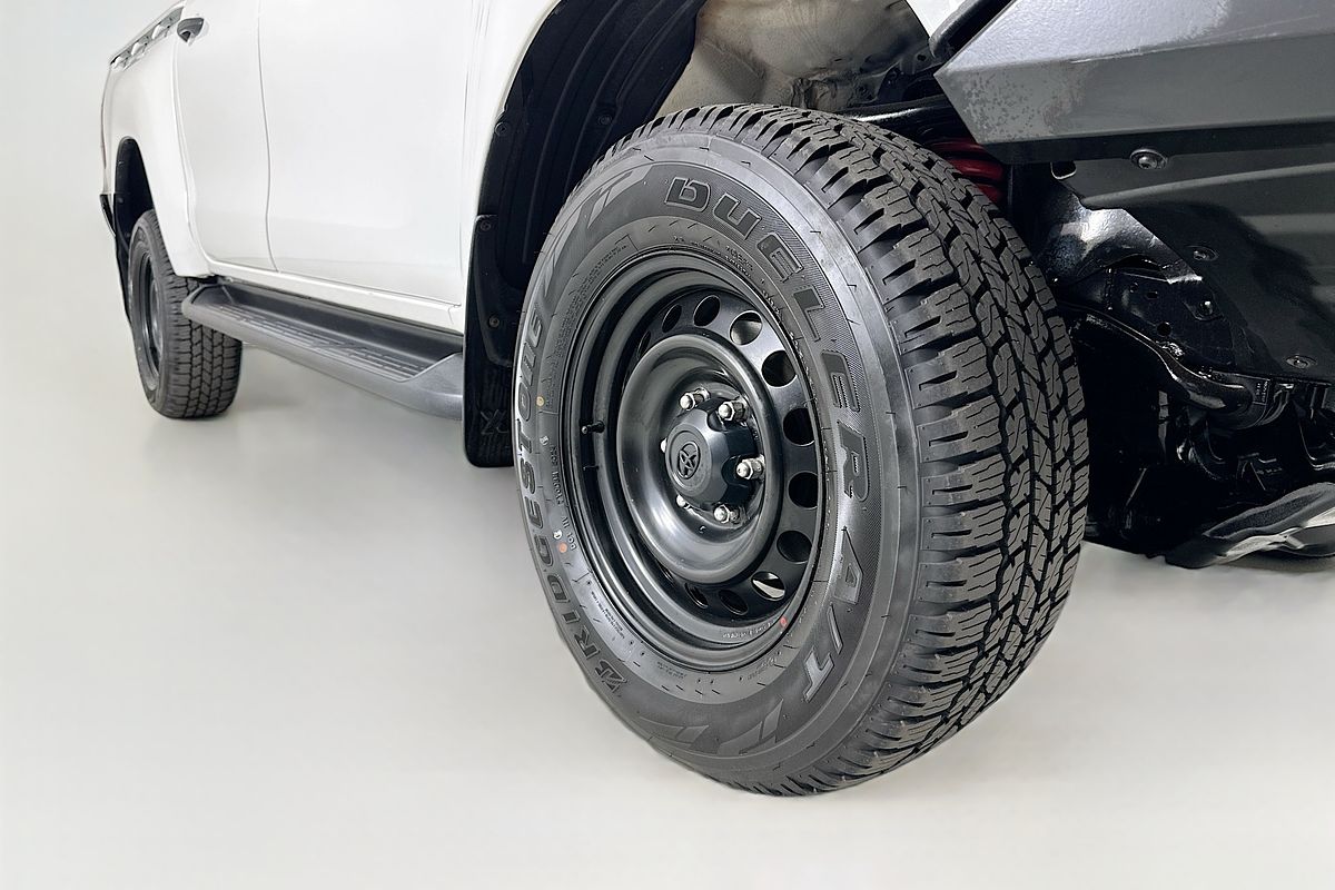 2022 Toyota HILUX SR (4x4) GUN126R 4X4