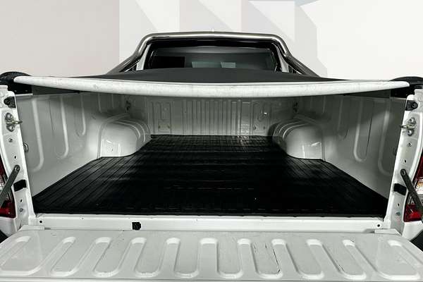 2022 Toyota HILUX SR5 (4x4) GUN126R 4X4