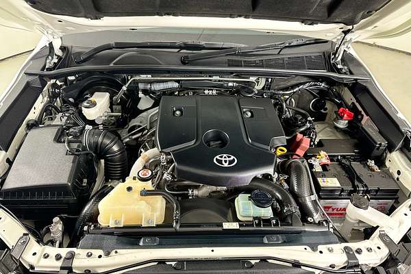 2021 Toyota HILUX SR (4x4) GUN126R 4X4