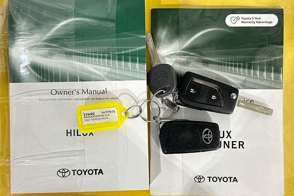 2022 Toyota HILUX SR (4x4) GUN126R 4X4