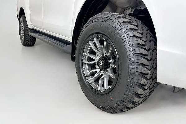 2022 Toyota HILUX SR (4x4) GUN126R 4X4