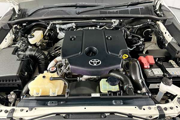 2022 Toyota HILUX SR (4x4) GUN126R 4X4