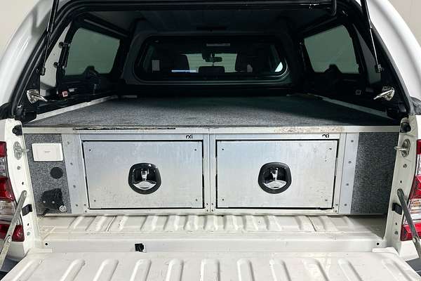 2021 Toyota HILUX SR5 (4x4) GUN126R 4X4