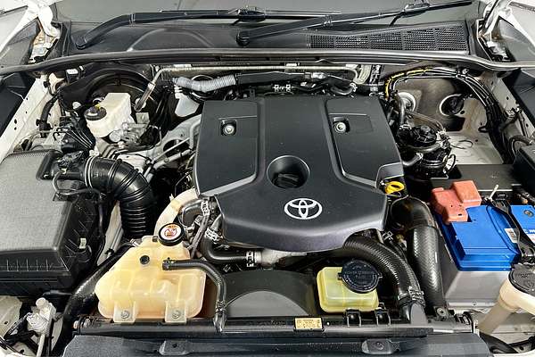 2020 Toyota HILUX SR (4x4) GUN126R MY19 UPGRADE 4X4