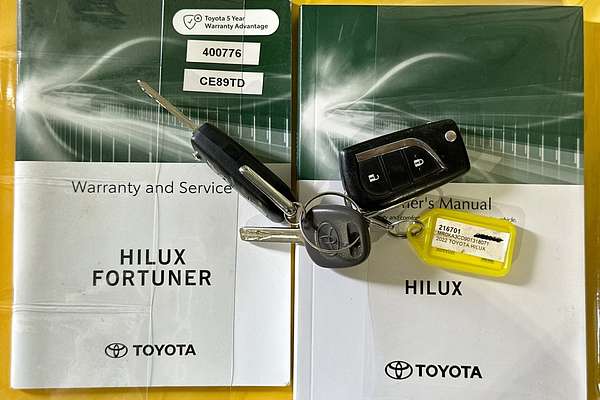 2022 Toyota HILUX SR (4x4) GUN126R 4X4