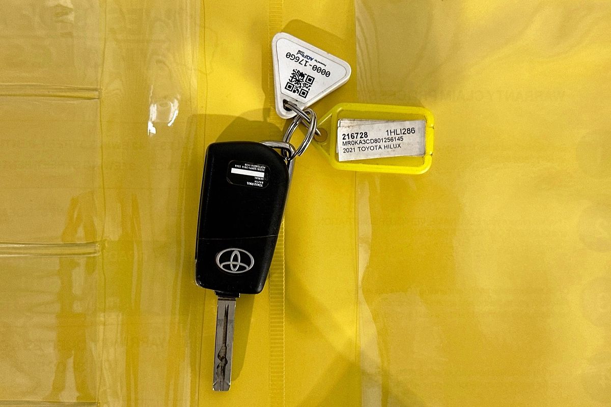 2021 Toyota HILUX SR (4x4) GUN126R 4X4