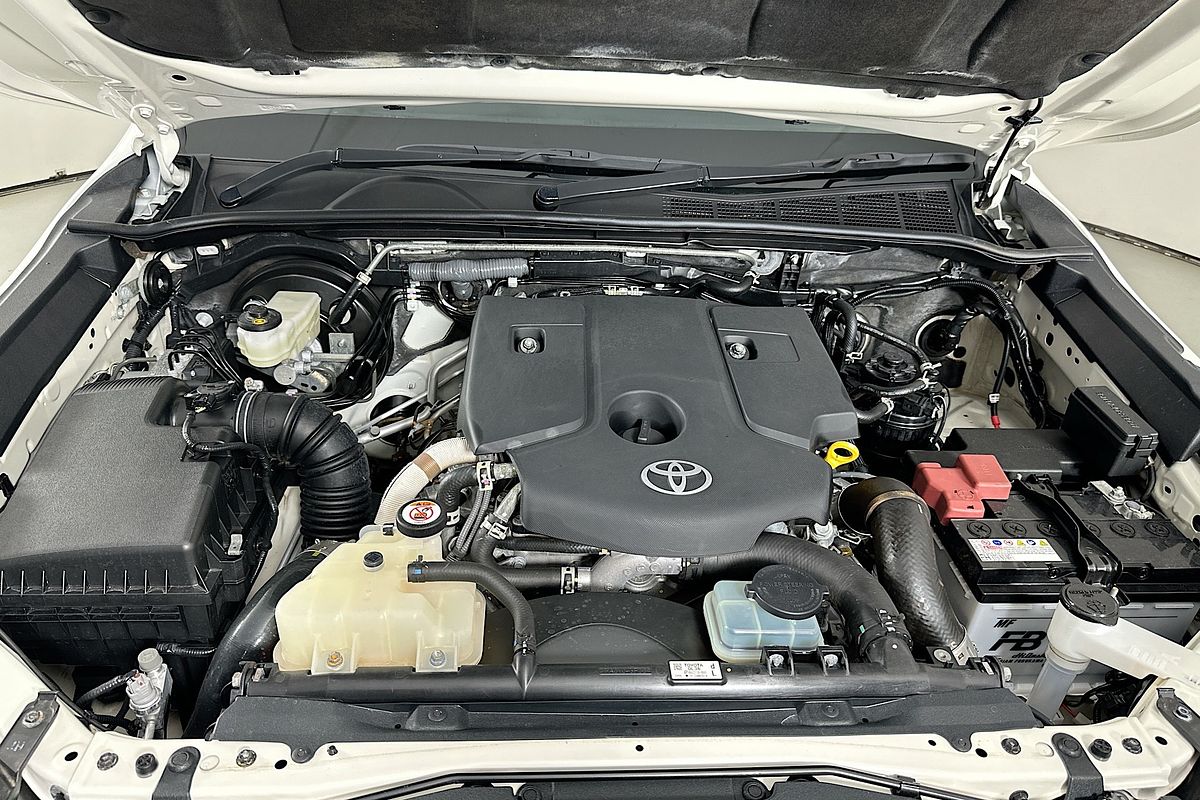 2024 Toyota HILUX SR (4x4) GUN126R 4X4