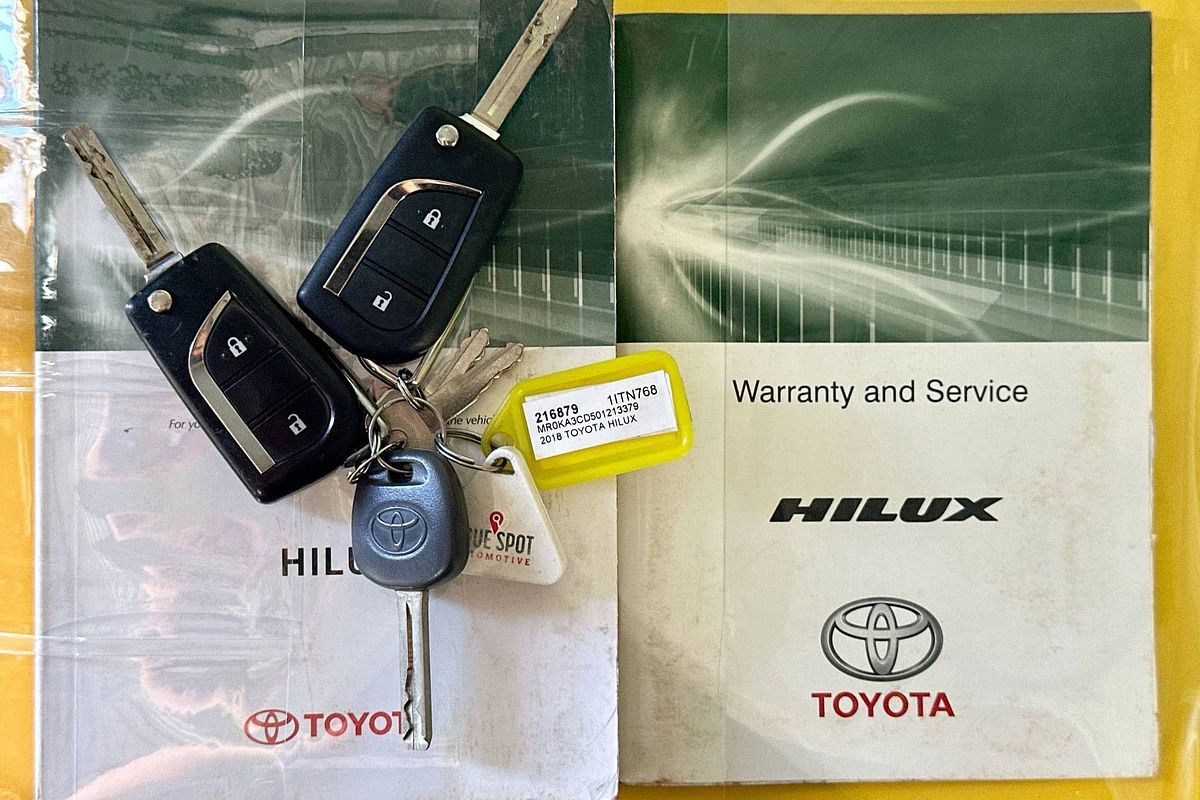 2018 Toyota HILUX SR (4x4) GUN126R MY17 4X4