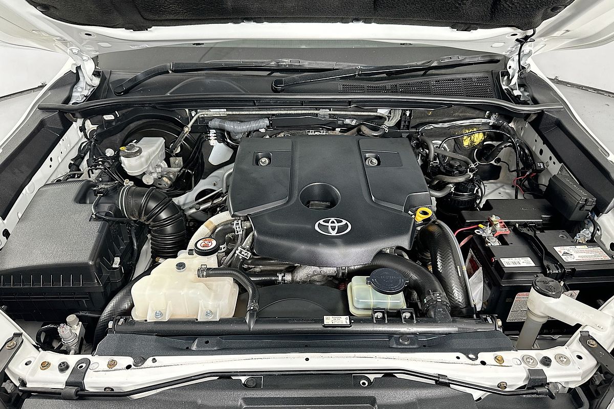 2019 Toyota HILUX SR (4x4) GUN126R MY19 4X4