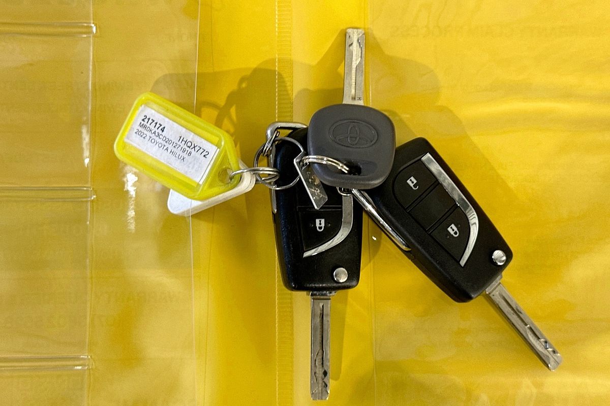 2022 Toyota HILUX SR (4x4) GUN126R 4X4