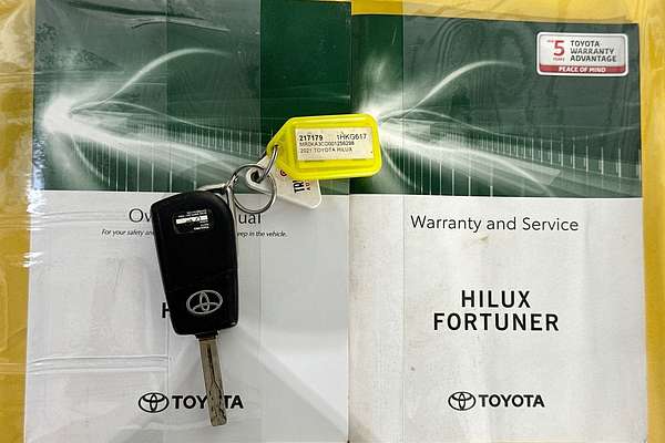 2021 Toyota HILUX SR (4x4) GUN126R 4X4