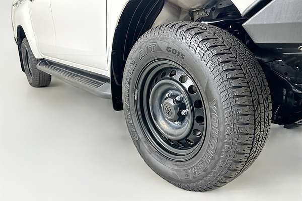 2020 Toyota HILUX SR (4x4) GUN126R FACELIFT 4X4