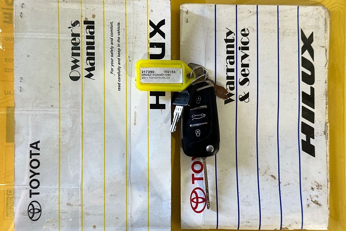 2011 Toyota HILUX SR KUN16R MY12 REAR WHEEL DRIVE