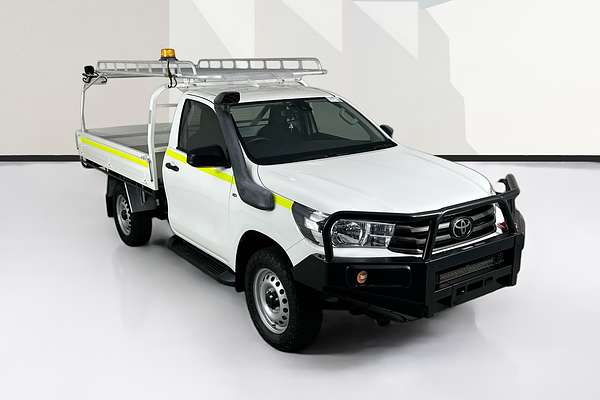 2021 Toyota HILUX SR (4x4) GUN126R 4X4