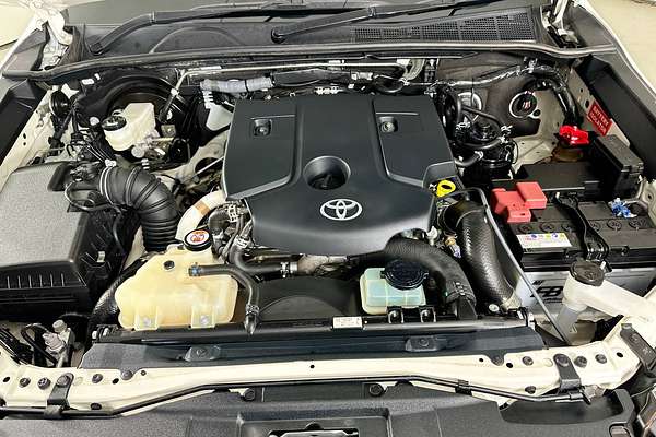 2023 Toyota HILUX SR (4x4) GUN126R 4X4