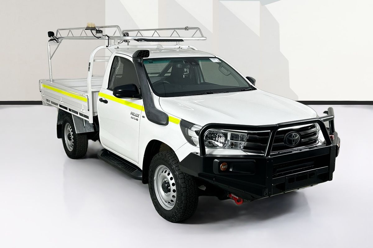 2021 Toyota HILUX SR (4x4) GUN126R 4X4