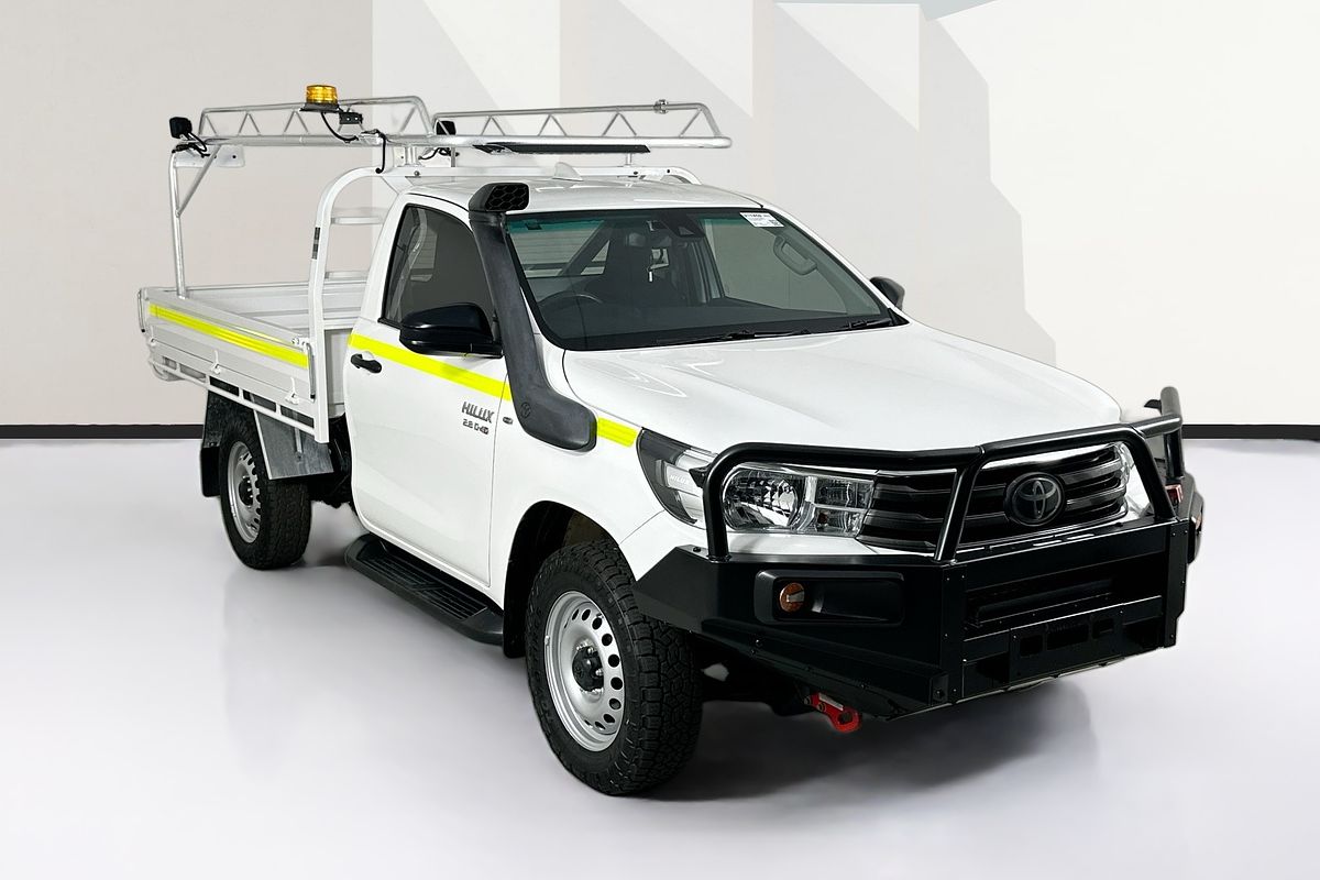 2021 Toyota HILUX SR (4x4) GUN126R 4X4