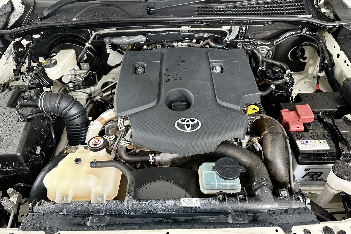 2024 Toyota HILUX SR (4x4) GUN126R 4X4
