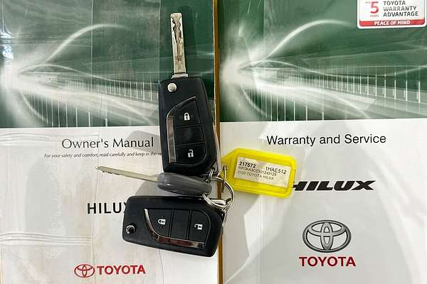 2020 Toyota HILUX SR (4x4) GUN126R MY19 UPGRADE 4X4