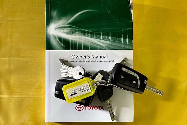 2016 Toyota Hilux WORKMATE GUN122R REAR WHEEL DRIVE