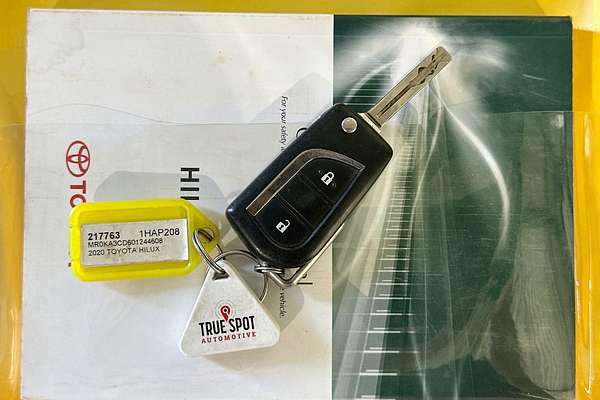 2020 Toyota HILUX SR (4x4) GUN126R MY19 UPGRADE 4X4