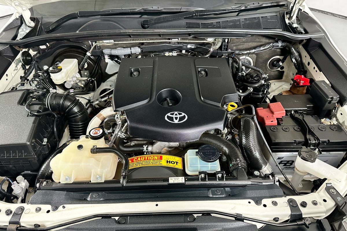 2023 Toyota HILUX SR (4x4) GUN126R 4X4