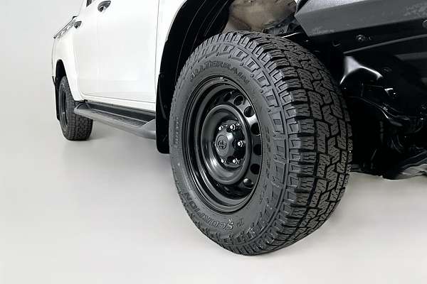 2018 Toyota HILUX SR (4x4) GUN126R MY17 4X4