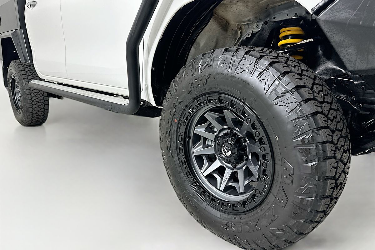 2022 Toyota HILUX SR5 (4x4) GUN126R 4X4