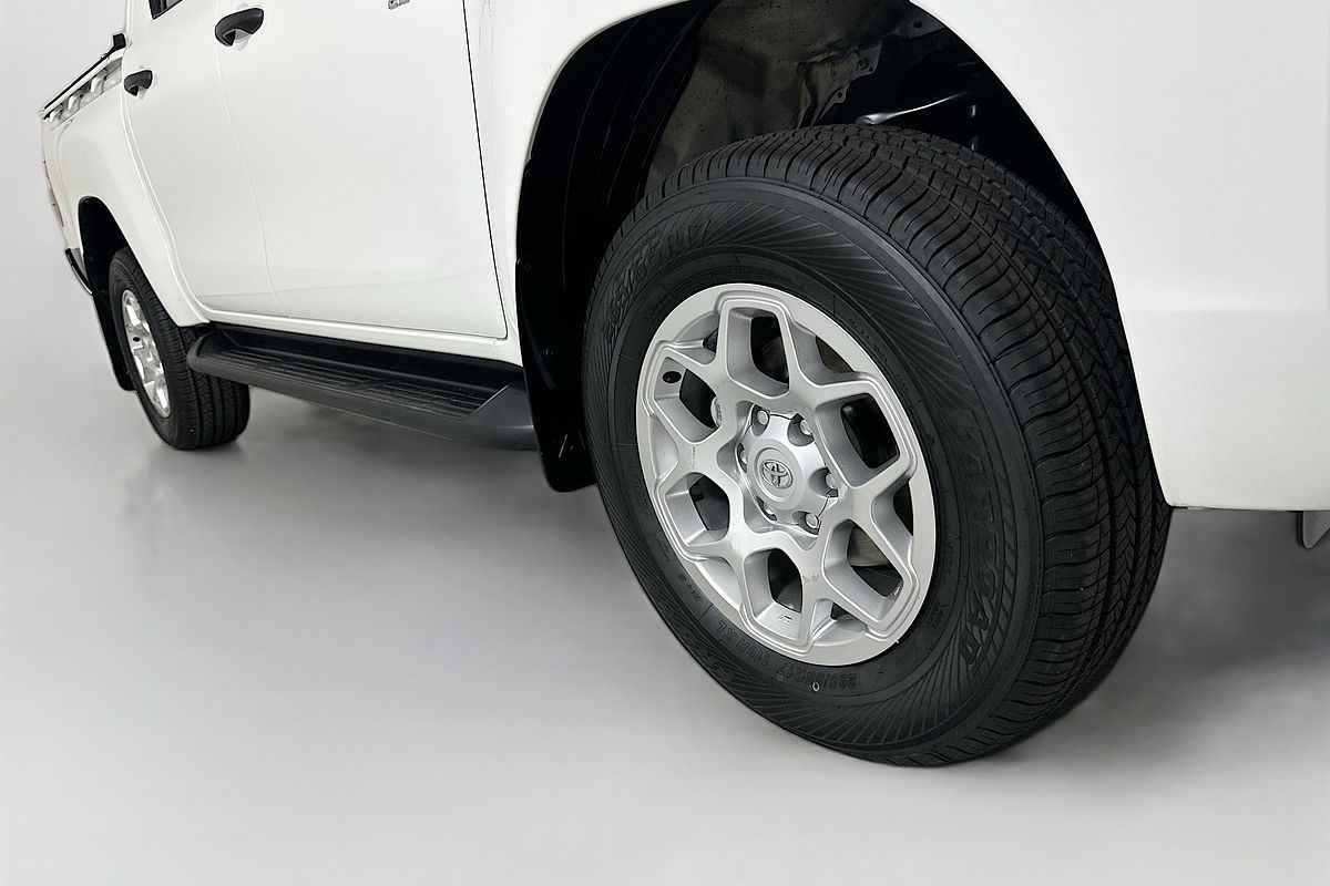 2022 Toyota HILUX SR (4x4) GUN126R 4X4