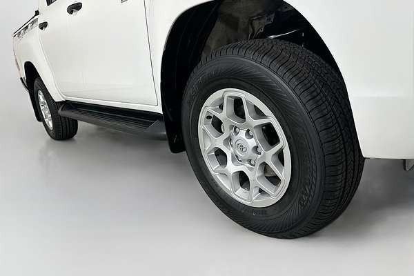 2022 Toyota HILUX SR (4x4) GUN126R 4X4
