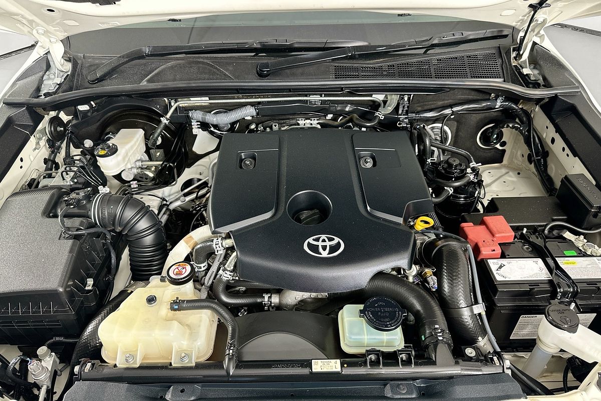 2022 Toyota HILUX SR (4x4) GUN126R 4X4