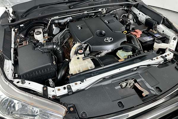 2020 Toyota HILUX SR (4x4) GUN126R MY19 UPGRADE 4X4