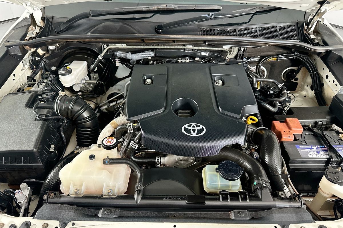 2021 Toyota HILUX SR (4x4) GUN126R FACELIFT 4X4