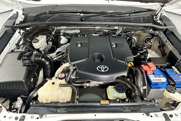 2020 Toyota HILUX SR (4x4) GUN126R MY19 UPGRADE 4X4