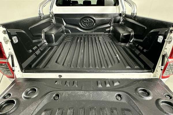 2015 Toyota HILUX SR5 (4x4) KUN26R MY14 4X4