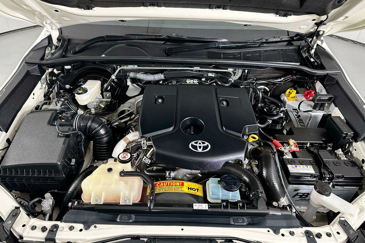 2023 Toyota HILUX SR (4x4) GUN126R 4X4