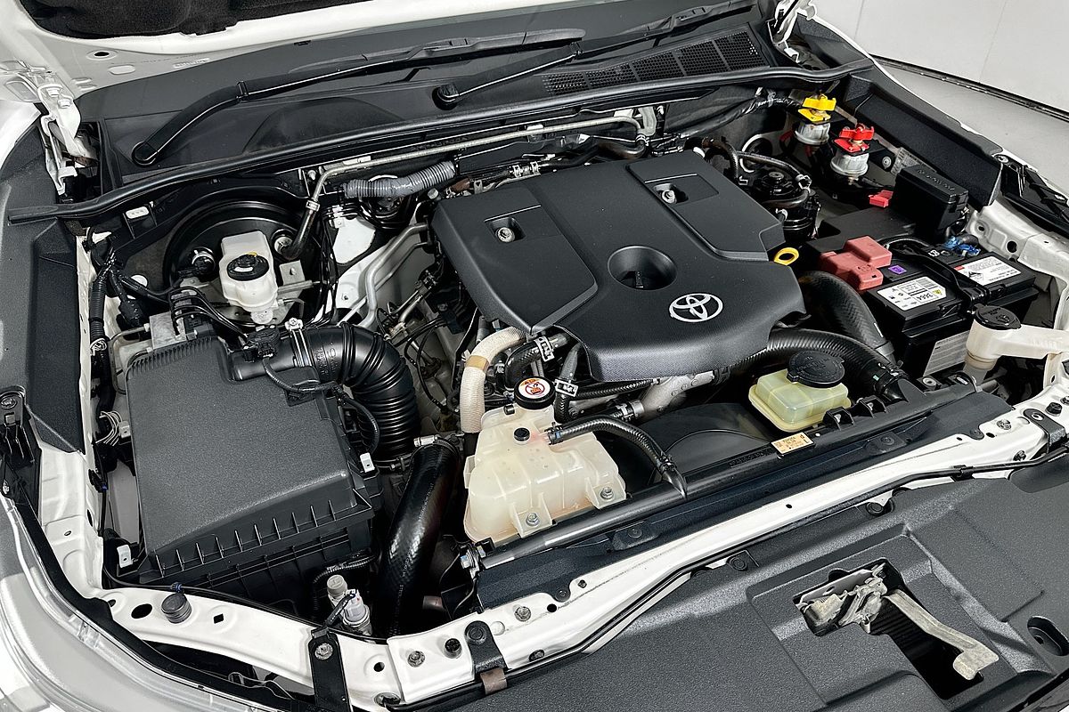 2020 Toyota HILUX SR (4x4) GUN126R MY19 UPGRADE 4X4