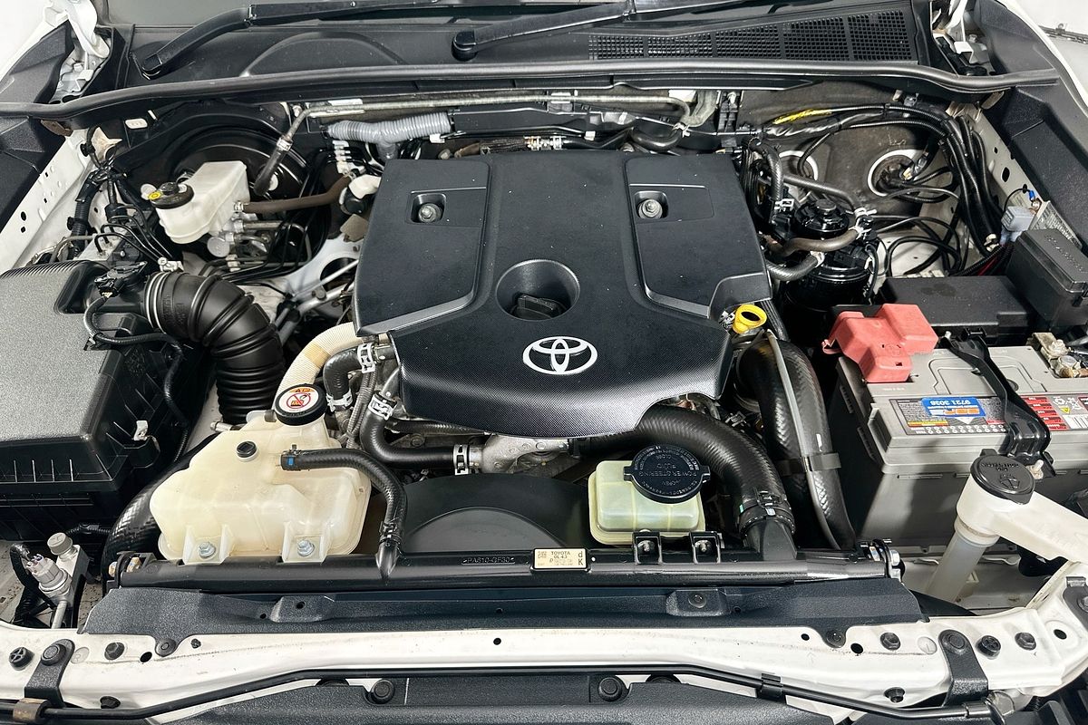 2018 Toyota HILUX SR (4x4) GUN126R MY19 4X4