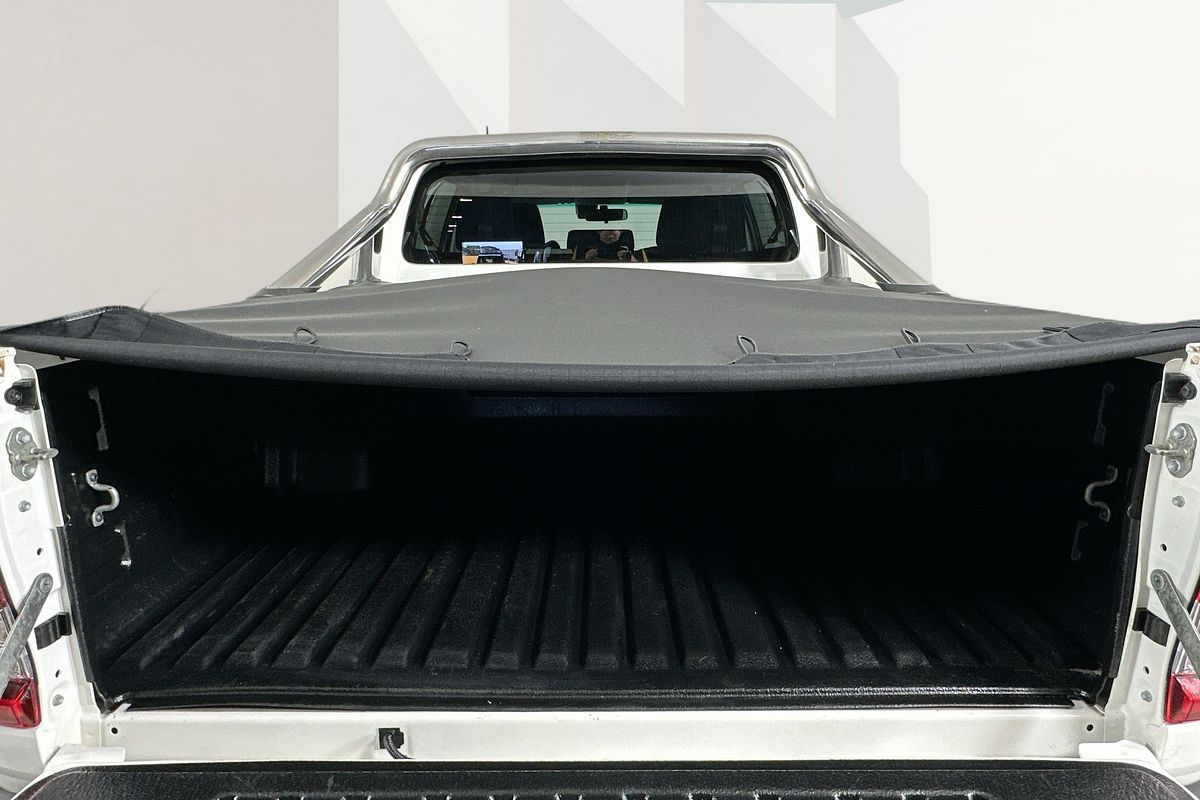 2021 Toyota HILUX SR5 (4x4) GUN126R FACELIFT 4X4