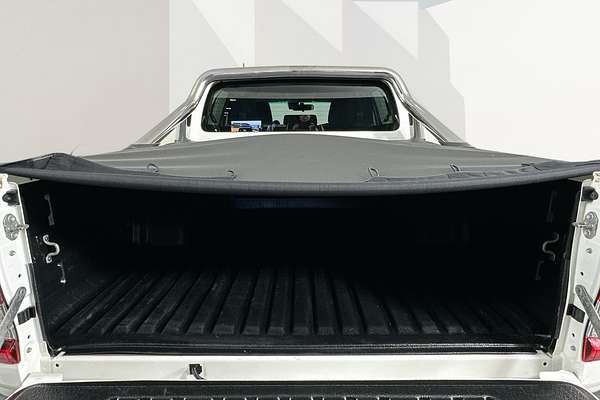 2021 Toyota HILUX SR5 (4x4) GUN126R FACELIFT 4X4