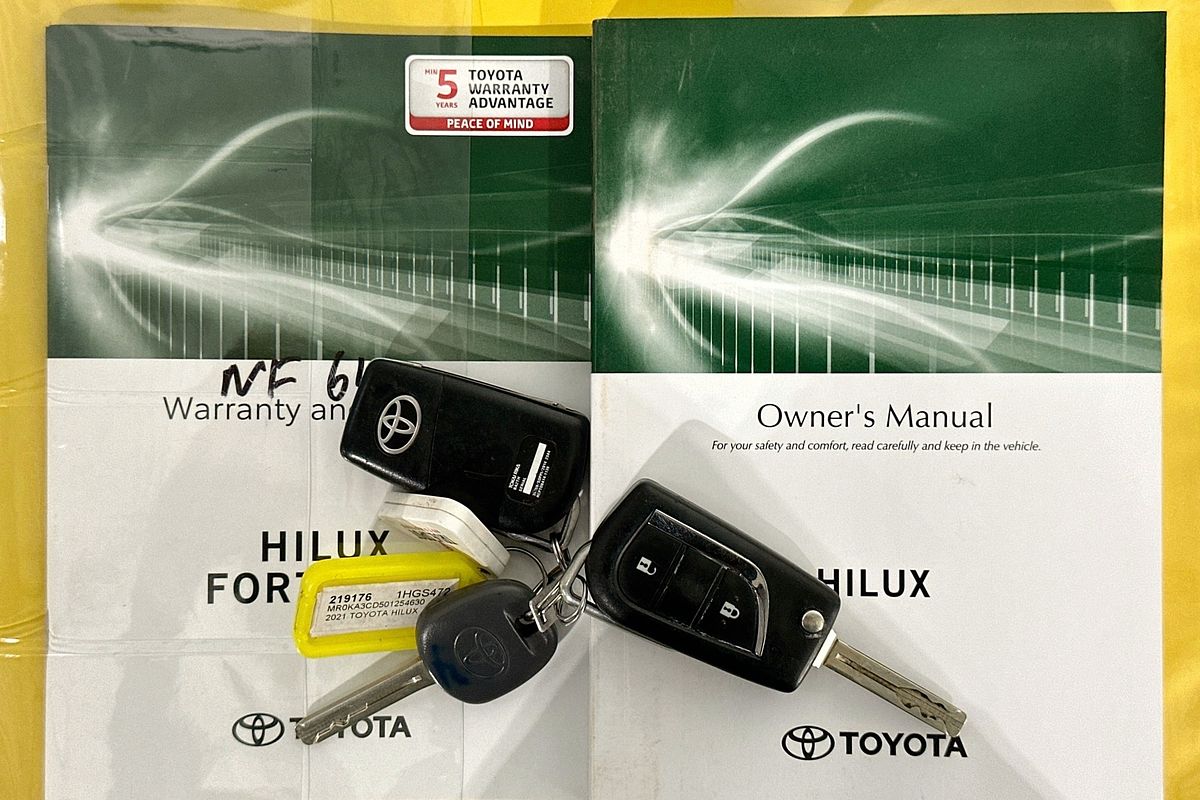 2021 Toyota HILUX SR (4x4) GUN126R FACELIFT 4X4