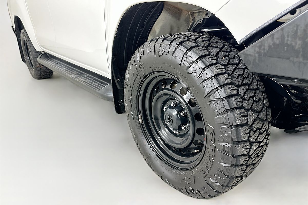 2022 Toyota HILUX SR (4x4) GUN126R 4X4